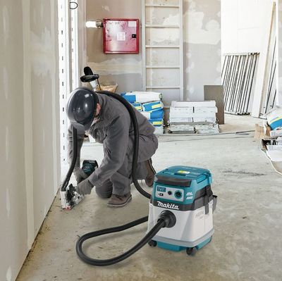 Makita DVC154LZ Dammsugare 2x18V/230V AWS LXT (Utan batterier)