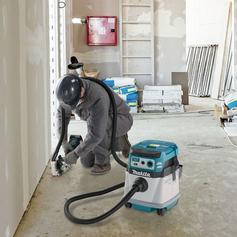 Makita DVC154LZ Dammsugare 2x18V/230V AWS LXT (Utan batterier)