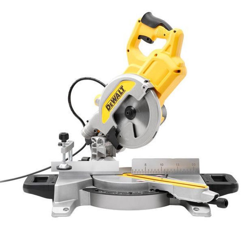 DeWalt DWS777 Kap-/Geringssåg XPS 1800W 216mm