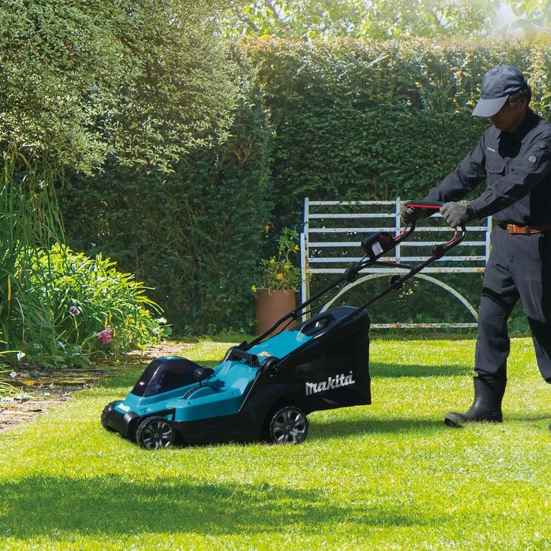 Makita LM003GZ Gräsklippare XGT 40V 38cm (utan batterier)