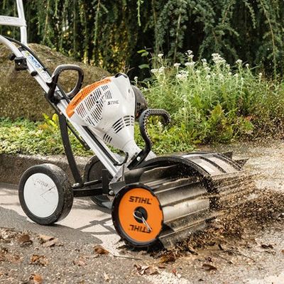 Stihl Sopvals KW-MM – Effektiv rengöring med MultiSystem