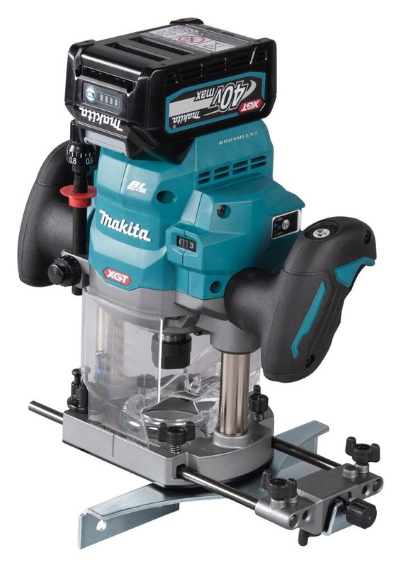 Makita RP001GZ02 Handöverfräs 40V XGT 12 mm (utan batteri)