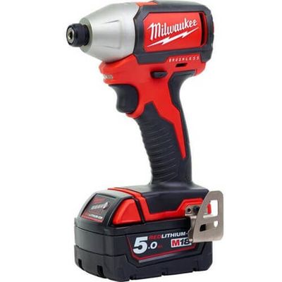 Milwaukee M18 BLID-502C Slagskruvdragare 18V (2x5,0ah)