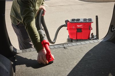 Milwaukee M18 FVC23L Våt-/Torrdammsugare 18V L-klass (utan batterier)
