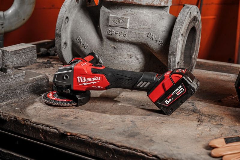Milwaukee M18 FSAGV125XB-0 Vinkelslip 125mm med variabel hastighet (utan batterier)