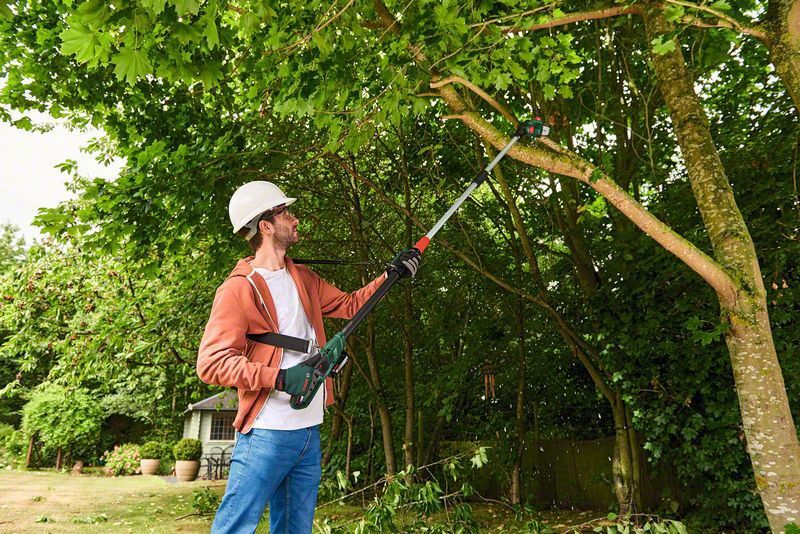Bosch Universalchainsaw Förlängningsbar Grensåg 18V (1x2,5ah)