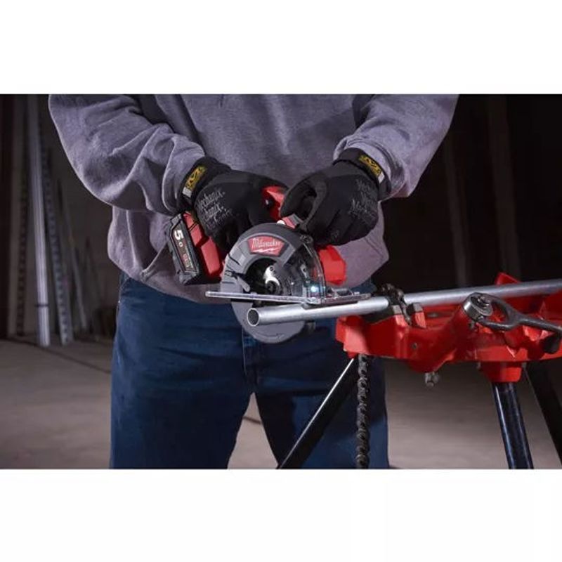 Milwaukee M18 FMCS-0X Metallsåg 190mm 18V (utan batterier)