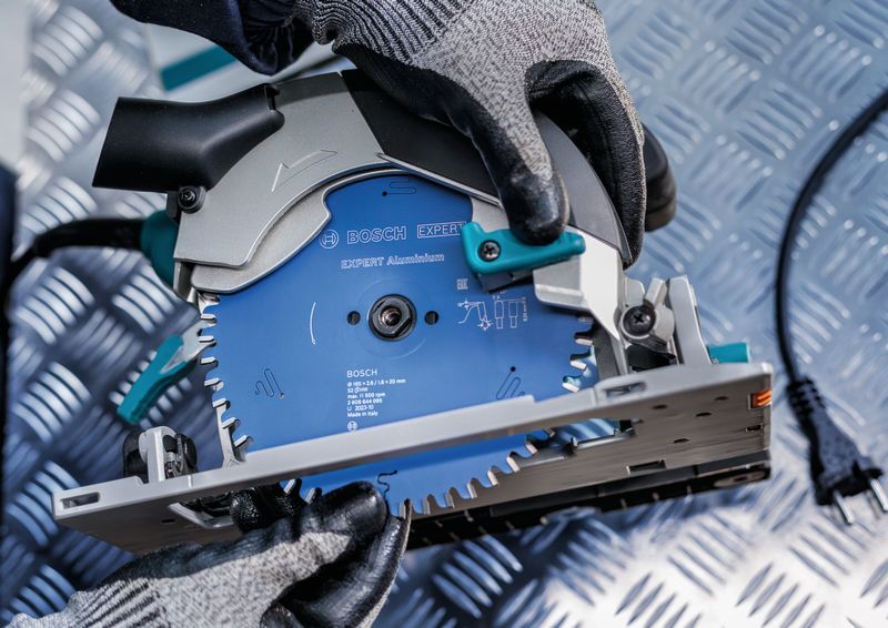Bosch Sågklinga EXPERT Aluminium 165x20x2,8mm 52T