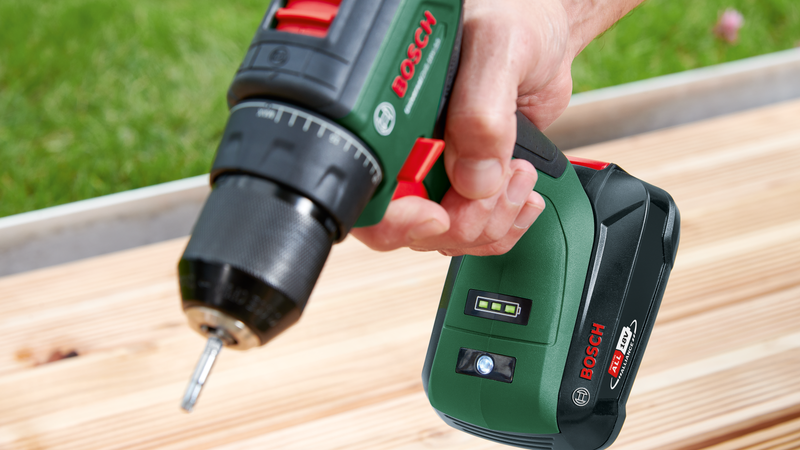 Bosch UniversalDrill 18V-60 Borrskruvdragare 18V (2x2,0ah)