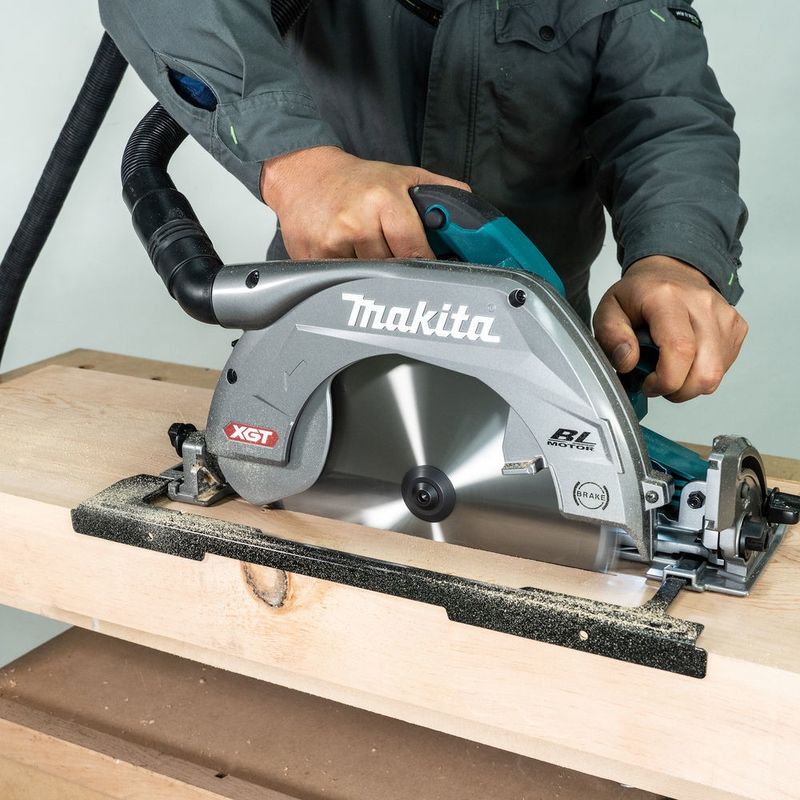 Makita Cirkelsåg XGT HS011GZ 40V 270mm (utan batteri)