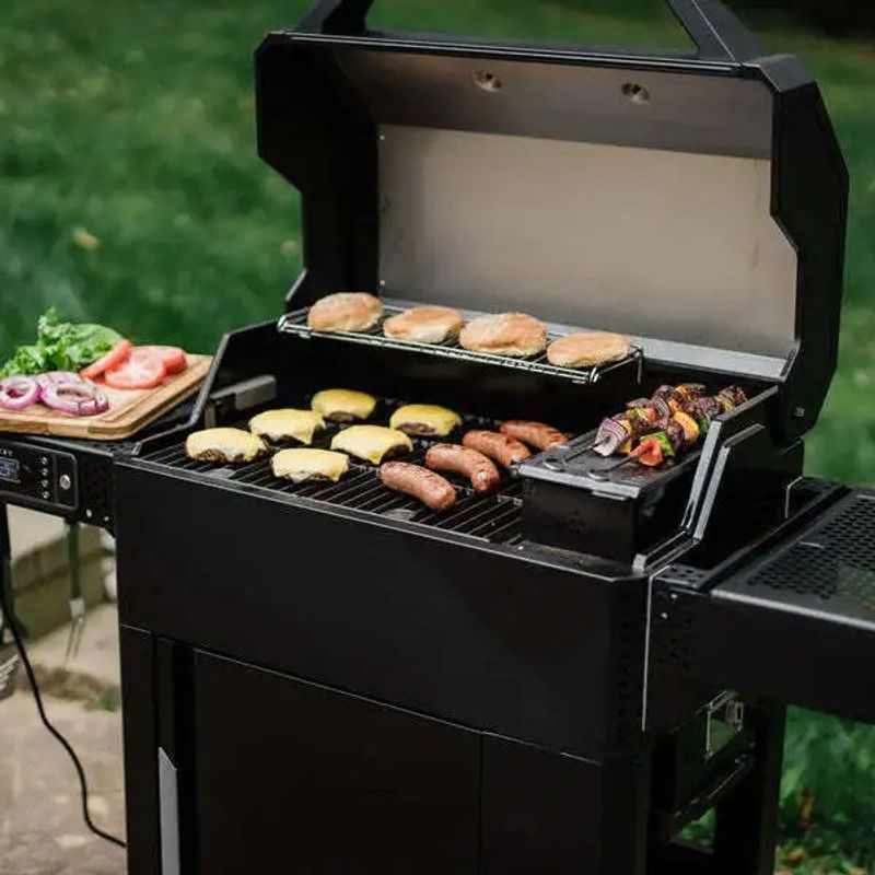 Masterbuilt AutoIgnite Series 545 Digital Charcoal Grill