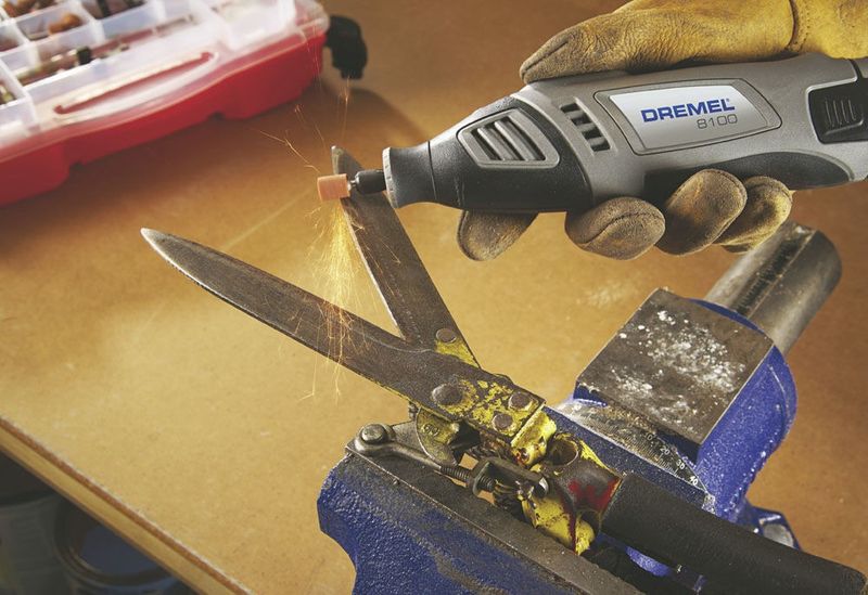 Dremel Tillbehörsset 724 Multifunktion 150Delar