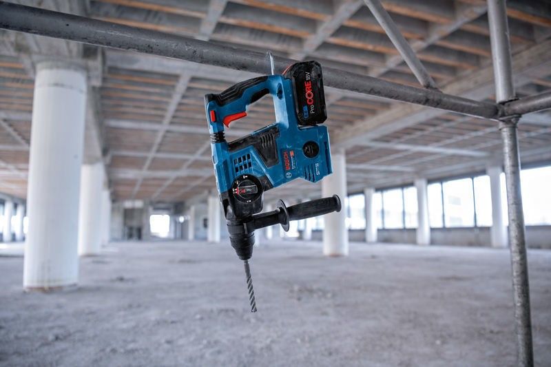 Bosch GBH 18V-28 CF Borrhammare SDS+ 18V inkl. chuck L-BOXX (utan batterier)