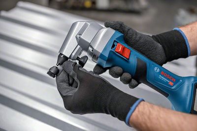 Bosch GNA 18V-16 E Nibblare 18V (utan batterier)