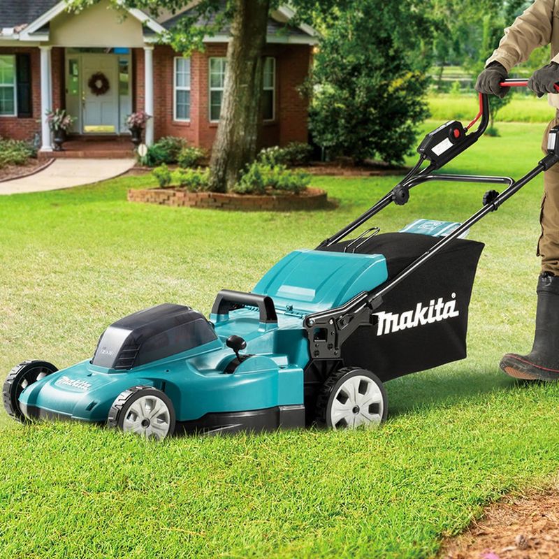 Makita DLM538Z Kraftfull Gräsklippare LXT 18V 53cm (utan batterier)