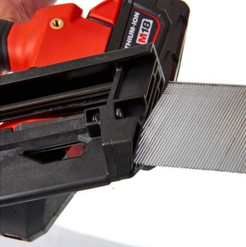 Milwaukee M18 CN16GA-0X Dyckertpistol 16GA 18V (Utan batterier)