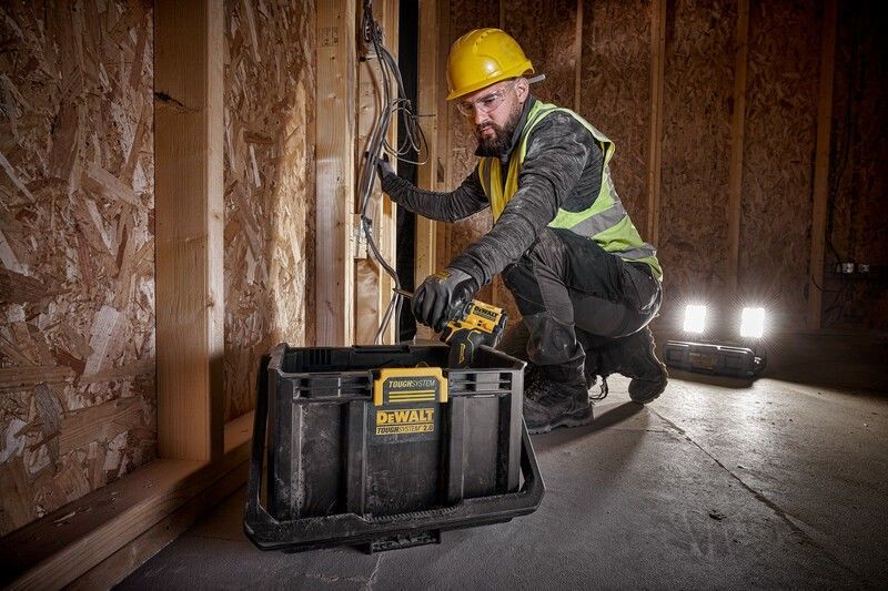 DeWalt DWST08061-1 Förvaringslåda med Arbetsbelysning LED ToughSystem 2.0