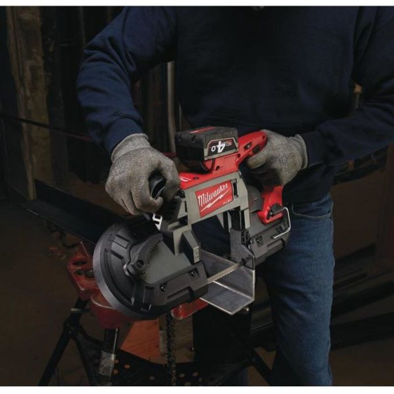 Milwaukee M18 CBS125-0 Batteribandsåg 18V (Utan batterier)