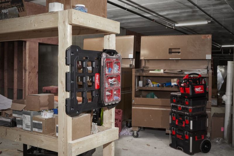Milwaukee PACKOUT™ Kompakt Sortimentbox 250x380x120mm