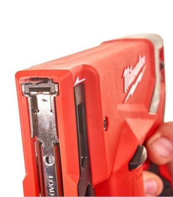 Milwaukee M12 BST-0 Häftpistol 12V (utan batterier)