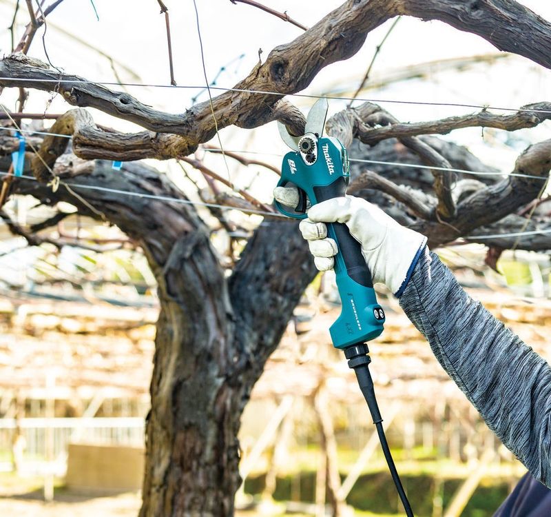 Makita DUP180Z Batteridriven Sekatör LXt 18V (utan batterier)