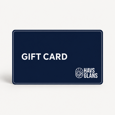 Havsglans Gift Card – mörkblått presentkort med vit text och logotyp