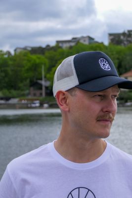 Havsglans Floating Cap i truckermodell