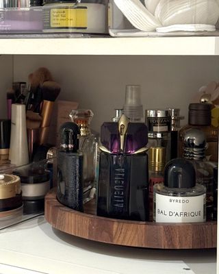 Snurrbricka i valnötsträ