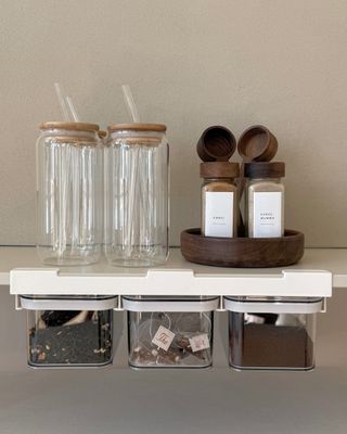 Förvaringsburk med hyllfäste set om 3