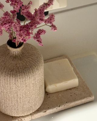 Traventine underlägg