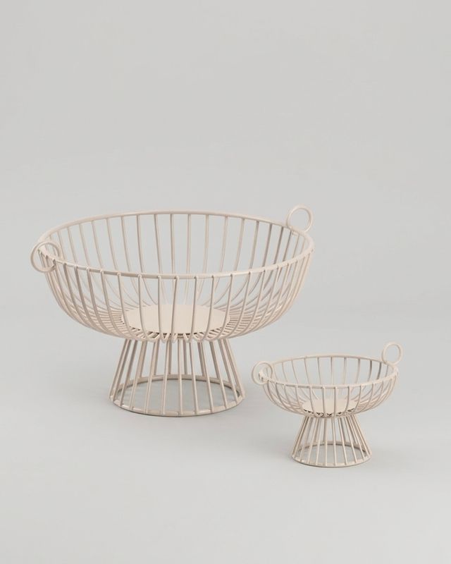 Fruktkorg i metall beige