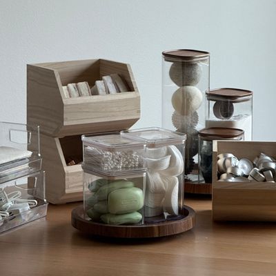 Stapelbar förvaringslåda i trä