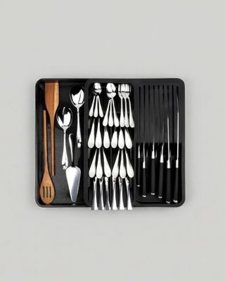 Utdragbar bestickinsats svart 40x31 cm