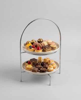 Elegant serveringsställ i krom