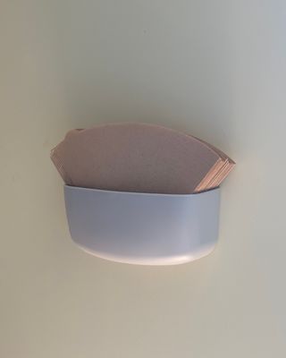 Självhäftande redskapshållare