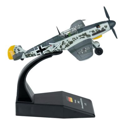 Pressgjuten modell Messerschmitt BF-109F-4 1:72 #2