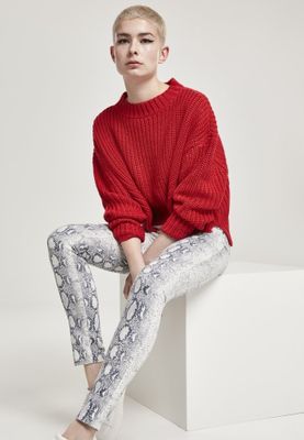 Tight stretch twill pants lady with snake pattern