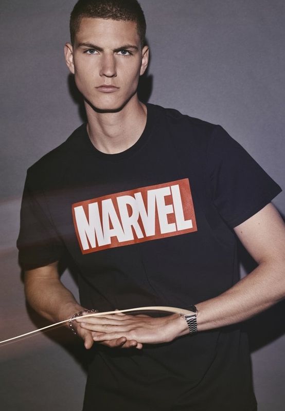 Marvel Logo T-shirt