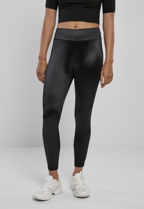 Tight and shiny leggings with a high waist