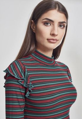 Long-sleeved sweater with a long skirt