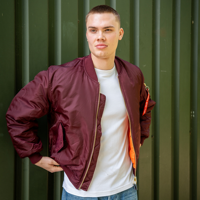 MA-1 flight jacka i maroon med dragkedja