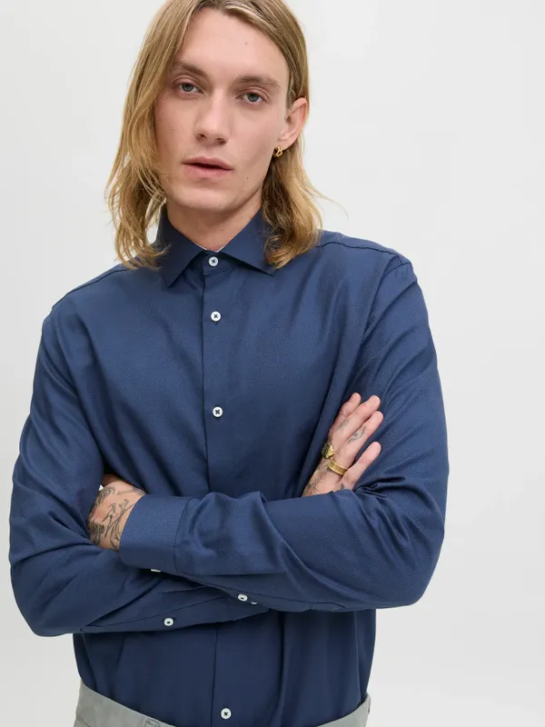 Slim fit skjorta med dobby-mönster