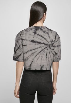 Kort t-shirt oversize og batikmønster