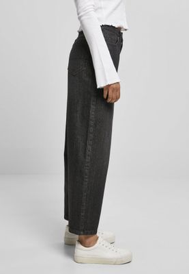 Wide jeans with a high waist lady