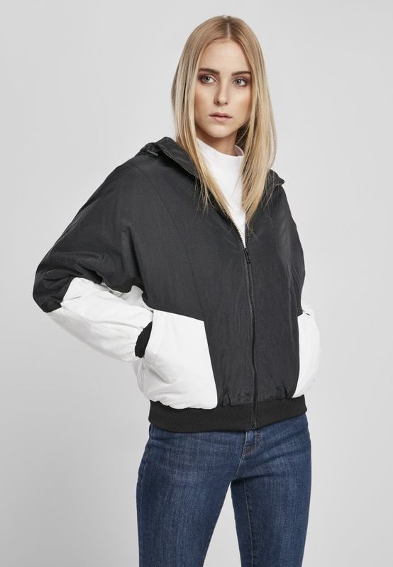 Sporty kvinderjakke i sort og hvid