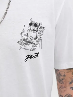 Vit T-shirt chilling bulldog