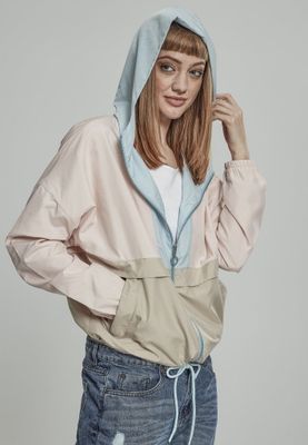 Oversize windbreaker lady