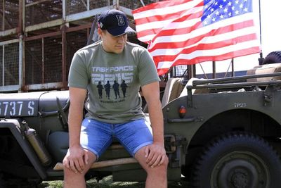 TF-2215 t-shirt Brothers in Arms