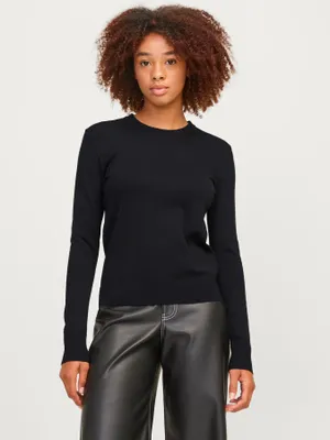 Rundhalsad stickad tröja dam slim fit