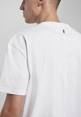 T-shirt with pocket and in oversize model men